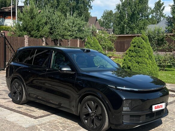2023 Li Auto (Lixiang) L9 44.5 kWh I, чёрный, 6290000 рублей - вид 3