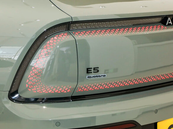 2026 Audi E5 100 kWh, зелёный, 6990000 рублей - вид 5
