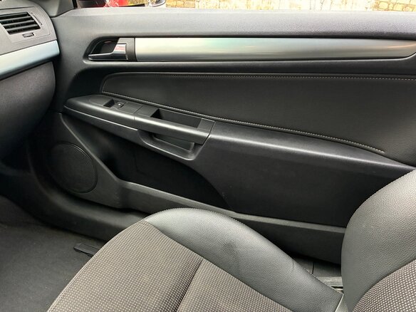 2008 Opel Astra GTC H Рестайлинг, красный, 350000 рублей - вид 18