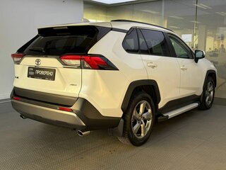 2019 Toyota RAV4 V (XA50), белый, 3750000 рублей, вид 5