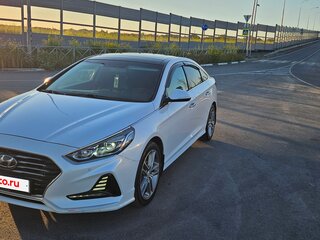 2017 Hyundai Sonata VII (LF), белый, 1820000 рублей, вид 5