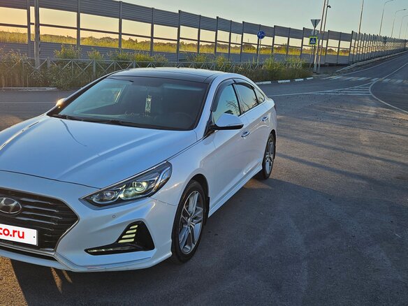 2017 Hyundai Sonata VII (LF), белый, 1820000 рублей - вид 4