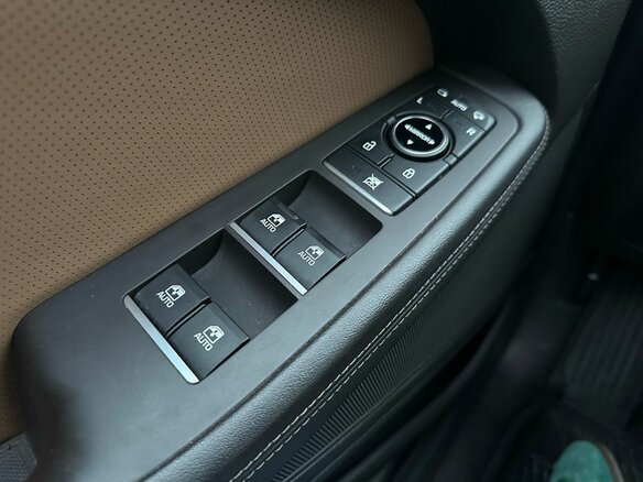 2019 Genesis G80 I, чёрный - вид 17