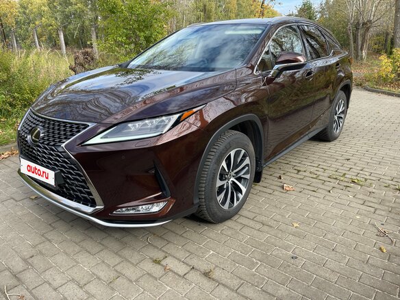 2019 Lexus RX 300 IV Рестайлинг, коричневый, 4700000 рублей - вид 1