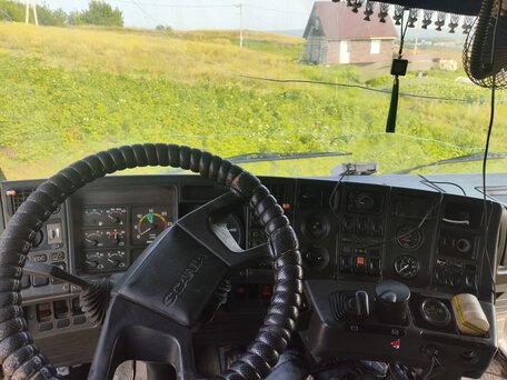 1995 Scania R-Series, белый, 650000 рублей, вид 2