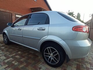 2007 Chevrolet Lacetti I, серебристый, 410000 рублей, вид 4