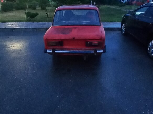 1986 Lada (ВАЗ) 2106, красный, 60000 рублей