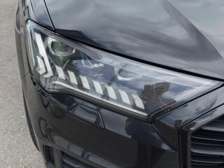2020 Audi Q7 45 TDI II (4M) Рестайлинг, чёрный, 5500000 рублей, вид 3