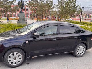 2012 Volkswagen Polo V, чёрный, 600000 рублей, вид 2