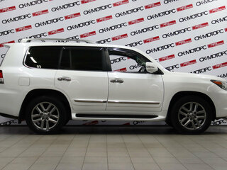 2013 Lexus LX 570 III Рестайлинг, белый, 4360650 рублей, вид 3