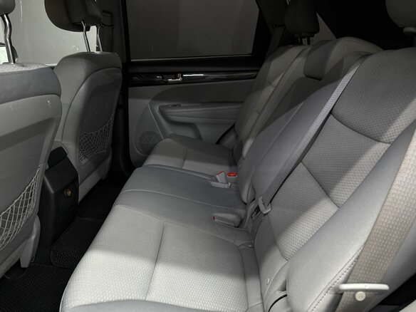 2010 Kia Sorento II, чёрный, 1119900 рублей - вид 24