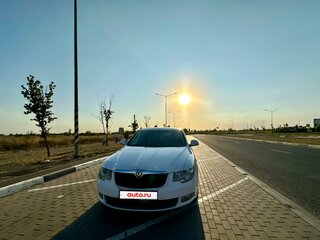 2011 Skoda Superb DSG II, белый, 950000 рублей, вид 1