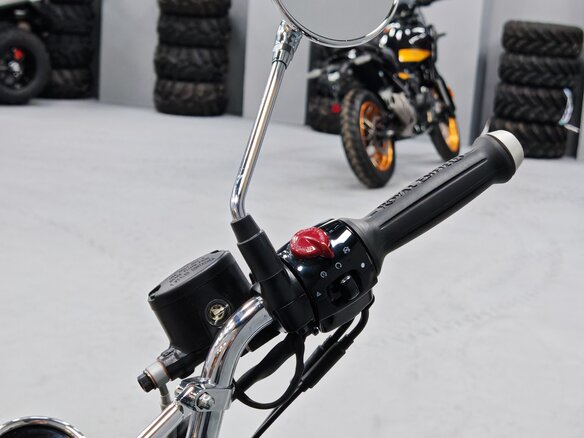 2025 Royal Enfield Interceptor, чёрный, 699000 рублей - вид 18