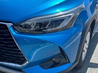 2022 Toyota Yaris L XP150 Рестайлинг, синий, 1395000 рублей, вид 3