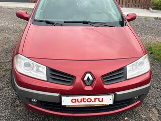 2006 Renault Megane II Рестайлинг, красный, 500000 рублей, вид 1