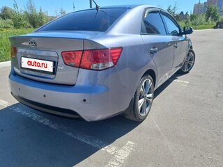 2009 Kia Cerato 4-speed II, серый, 698000 рублей, вид 2