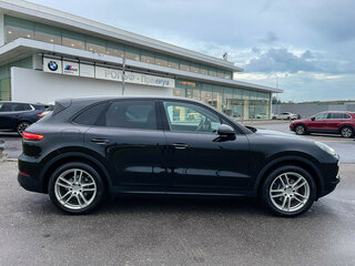 2019 Porsche Cayenne III, чёрный, 6682500 рублей, вид 4