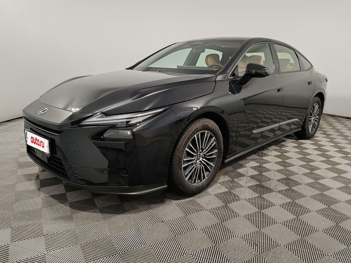 Открыть фотографии: Lexus ES VIII