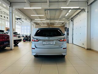 2015 Toyota Wish II Рестайлинг, серый, 1699000 рублей, вид 5