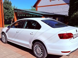 2013 Volkswagen Jetta VI, белый, 915000 рублей, вид 2