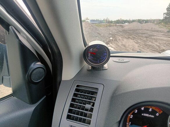 2014 Toyota Hilux Arctic Trucks AT38 VII Рестайлинг, серый, 3200000 рублей - вид 14