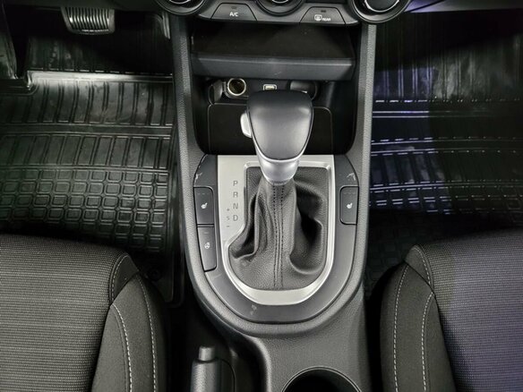 2022 Kia Cerato IV Рестайлинг, чёрный, 2174000 рублей - вид 12