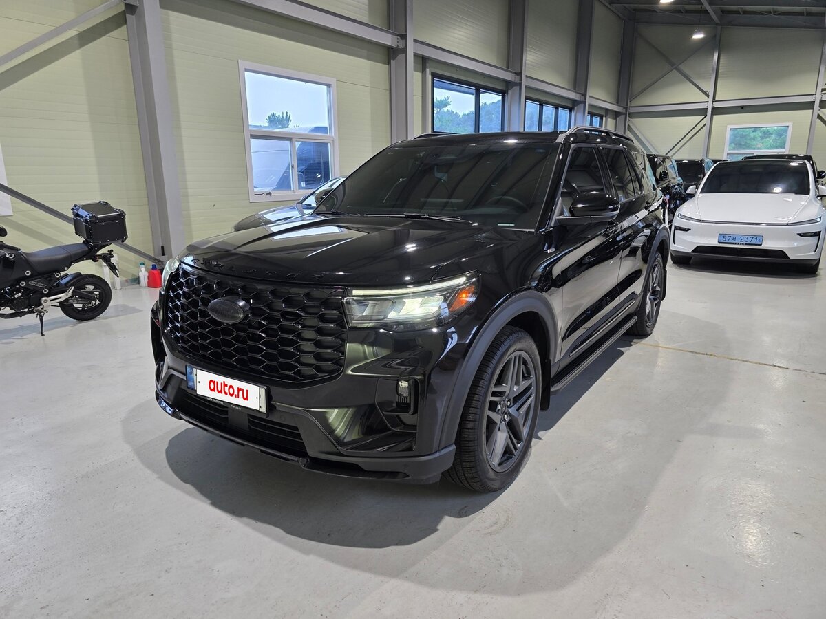 Открыть фотографии: Ford Explorer VI Рестайлинг