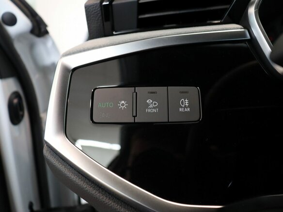 2026 Audi Q3 35 TFSI II (F3), белый, 4400000 рублей - вид 14