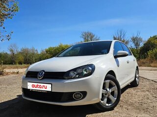 2010 Volkswagen Golf VI, белый, 850000 рублей, вид 1