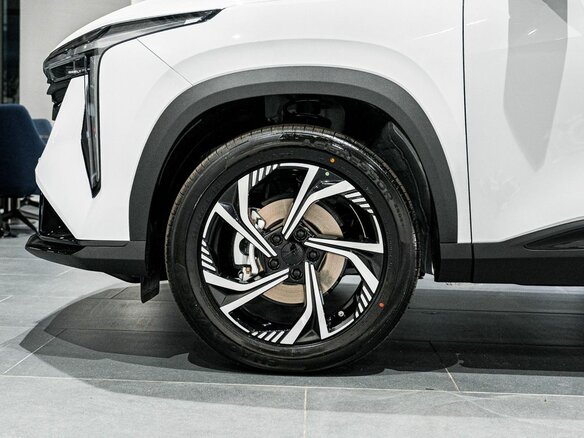 2026 Geely Cityray, белый, 3174990 рублей - вид 4