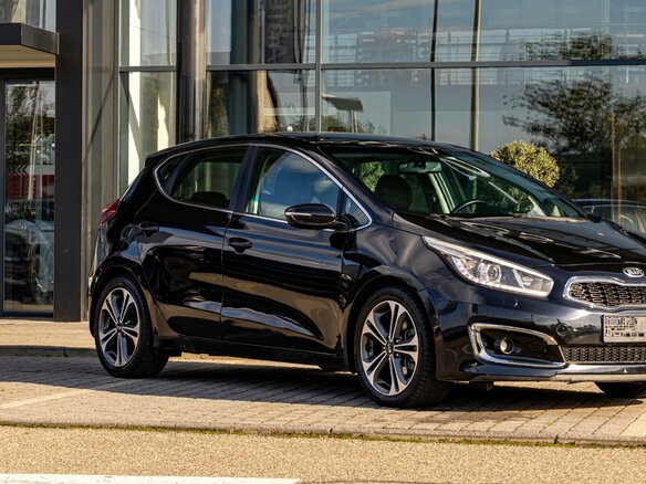 2018 Kia Ceed II Рестайлинг, чёрный, 1195000 рублей - вид 5