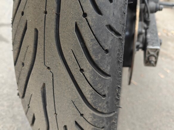 2010 Yamaha XJ6 (FZ6R), чёрный, 500000 рублей - вид 7