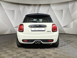 2020 Mini Hatch Cooper S III (F55/F56) Рестайлинг, белый, 2920500 рублей, вид 4