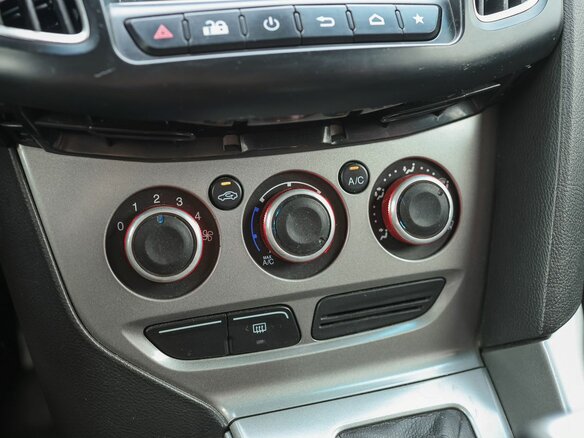 2014 Ford Focus III, чёрный, 799000 рублей - вид 19