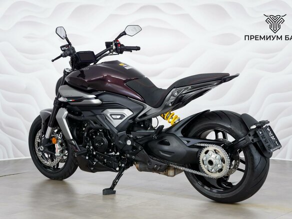 2025 Ducati XDiavel V4, пурпурный, 3299000 рублей - вид 7