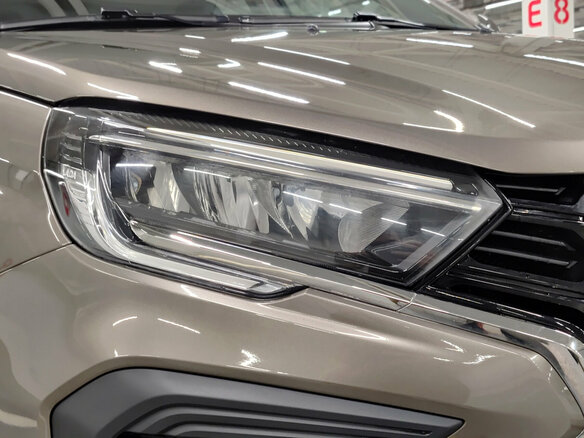 2024 Lada (ВАЗ) Vesta SW Cross I Рестайлинг (NG), коричневый, 1515000 рублей - вид 16