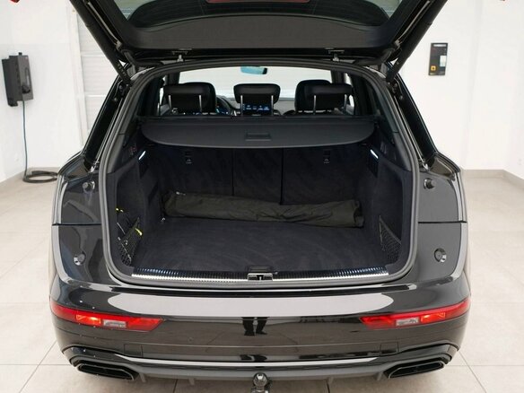2024 Audi Q5 40 TDI II (FY) Рестайлинг, чёрный, 5900000 рублей - вид 17