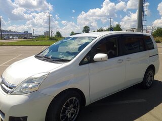 2010 Toyota ISis I Рестайлинг, белый, 1280000 рублей, вид 2