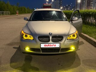 2006 BMW 5 серии 525i V (E60/E61), серебристый, 940000 рублей, вид 2
