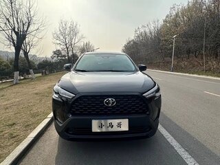 2024 Toyota Corolla Cross I, чёрный, 3028150 рублей, вид 2