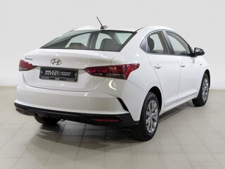2022 Hyundai Solaris II Рестайлинг, белый, 1680000 рублей, вид 5