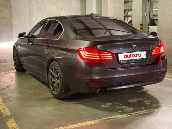 2015 BMW 5 серии 528i xDrive VI (F10/F11/F07) Рестайлинг, серый, 2250000 рублей - вид 5
