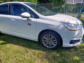 2012 Citroen C4 II, белый, 410000 рублей, вид 2