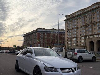 2006 Toyota Mark X I, белый, 950000 рублей, вид 3