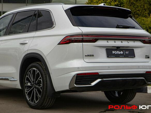 2025 Geely Monjaro (Xingyue L) I Рестайлинг 2 (China Market), белый, 3698000 рублей - вид 21