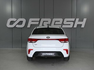 2018 Kia Rio IV, белый, 1355000 рублей, вид 4