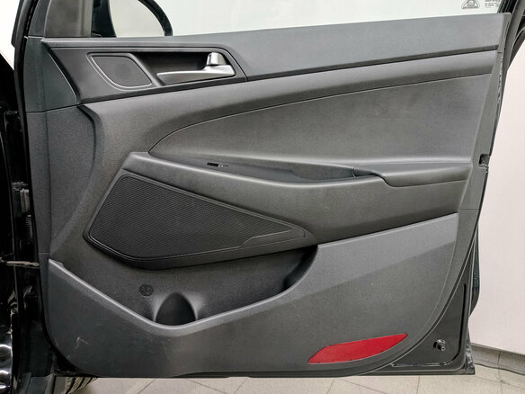 2016 Hyundai Tucson III, чёрный, 1775000 рублей - вид 22