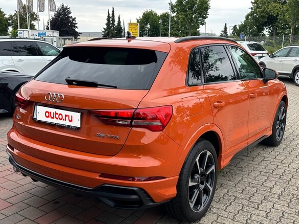 2022 Audi Q3 35 TFSI II (F3), оранжевый, 2790000 рублей - вид 4