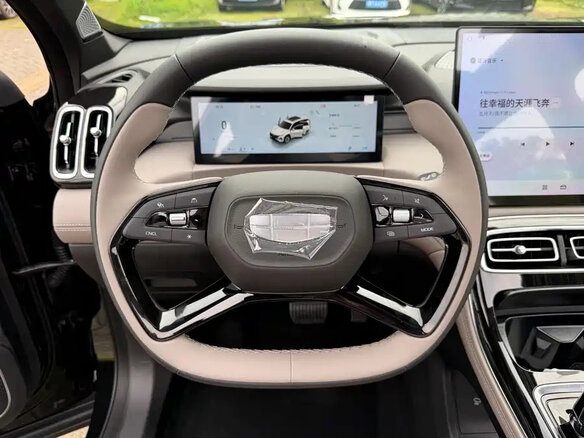 2025 Geely Boyue L I Рестайлинг, чёрный, 2590017 рублей - вид 16