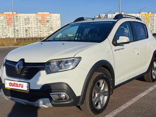2021 Renault Sandero Stepway II Рестайлинг, белый, 1400000 рублей, вид 1